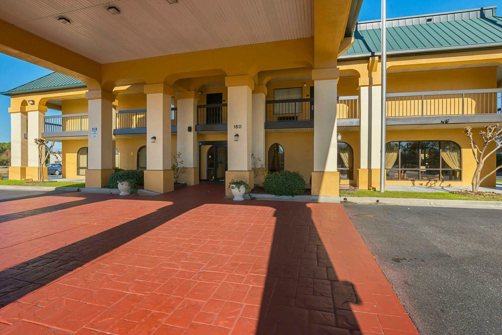 Quality Inn & Suites Florence Civic Center Exterior foto