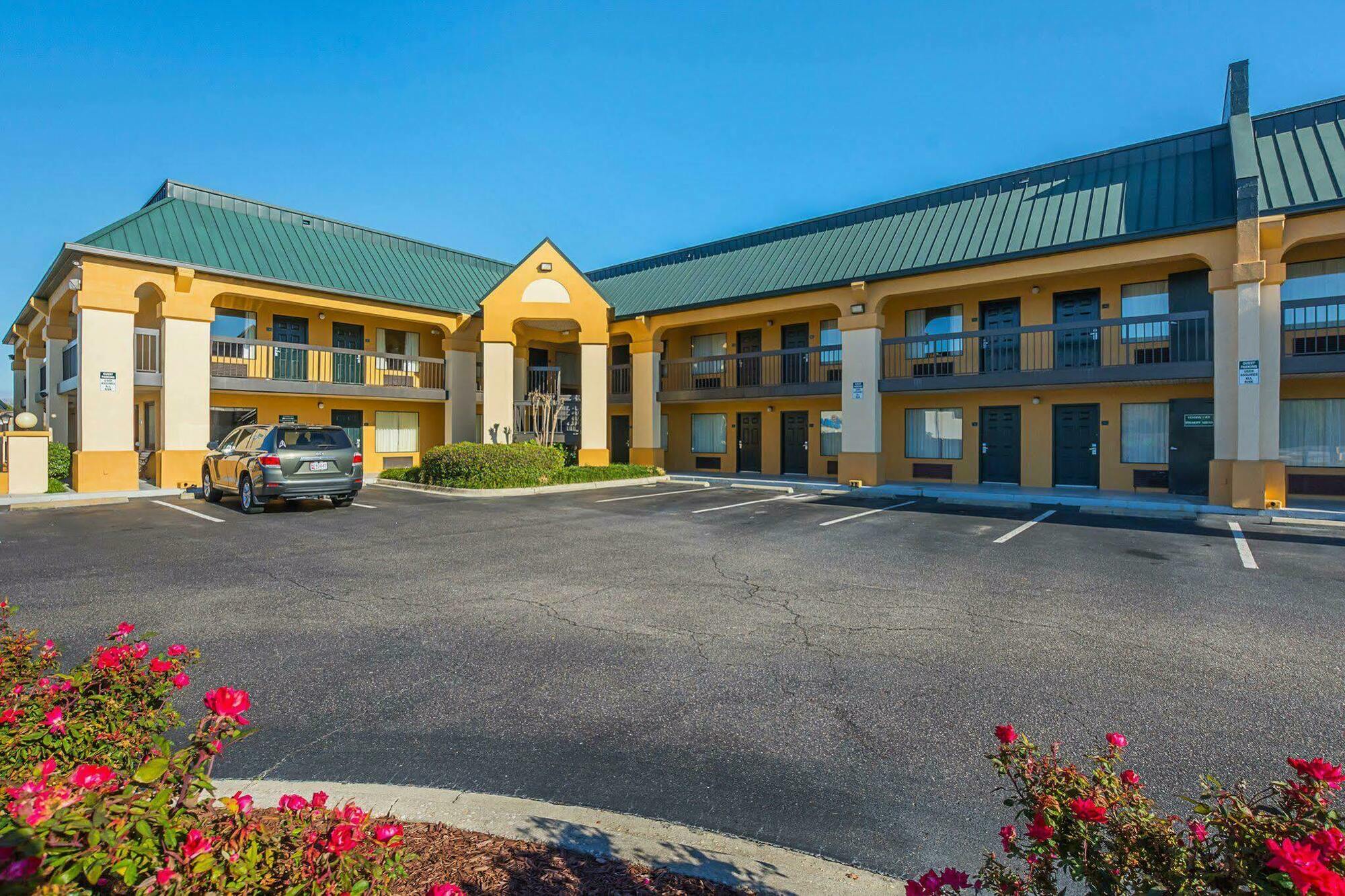 Quality Inn & Suites Florence Civic Center Exterior foto